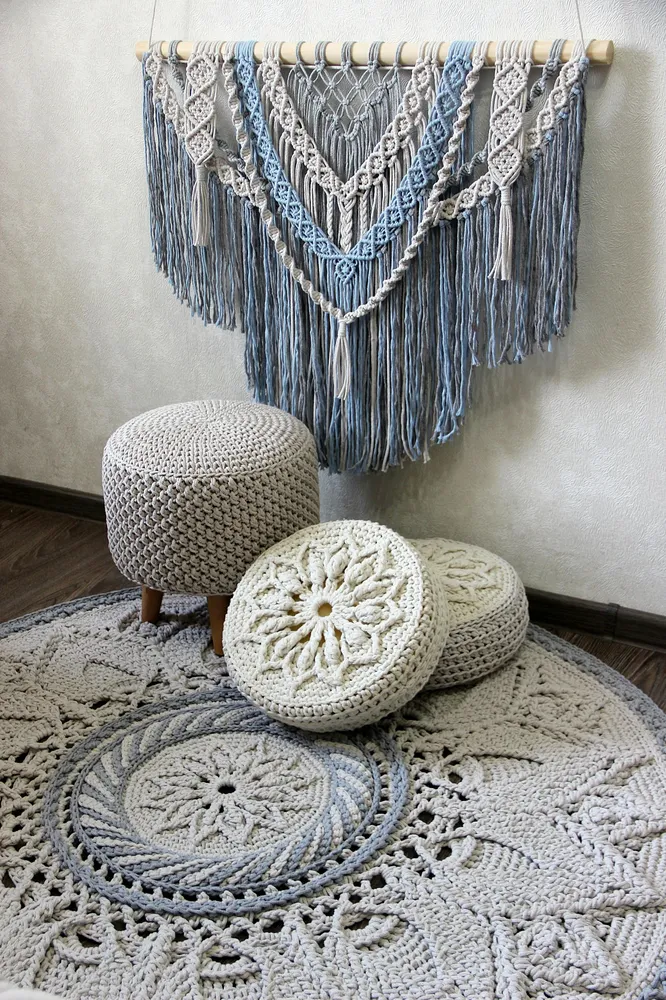 Poufs & Ottomans